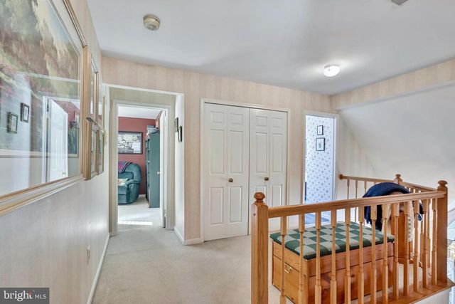 5272 ELLICOTT DR, Centreville, VA 20120