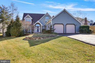 5272 ELLICOTT DR, Centreville, VA 20120