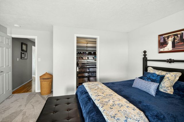 1773 Alta Vista Road, Eagle Point, OR 97524