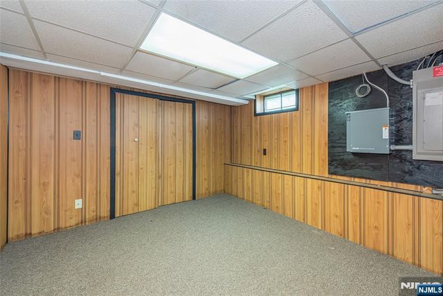 15-15 Jordan Road, Fair Lawn, NJ 07410