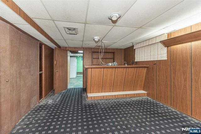 15-15 Jordan Road, Fair Lawn, NJ 07410