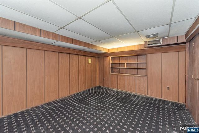 15-15 Jordan Road, Fair Lawn, NJ 07410