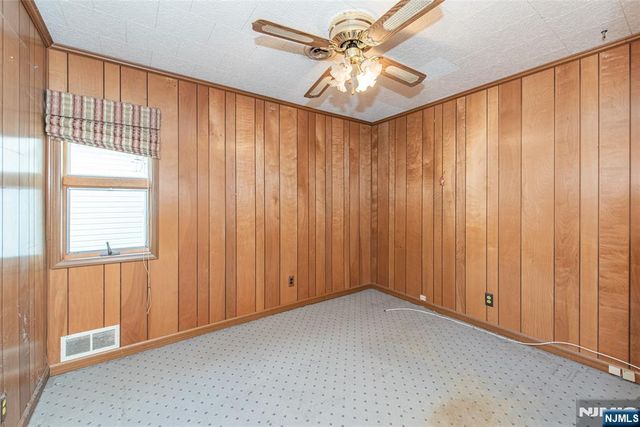 15-15 Jordan Road, Fair Lawn, NJ 07410