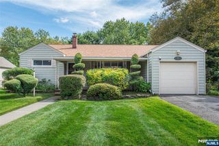 15-15 Jordan Road, Fair Lawn, NJ 07410