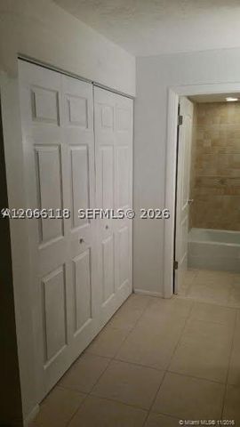 3670 Inverrary Dr 1U, Lauderhill, FL 33319