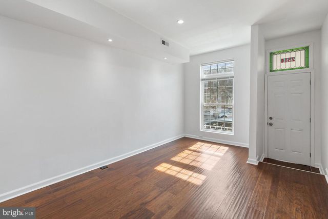 2514 ASHLAND AVE, Baltimore, MD 21205