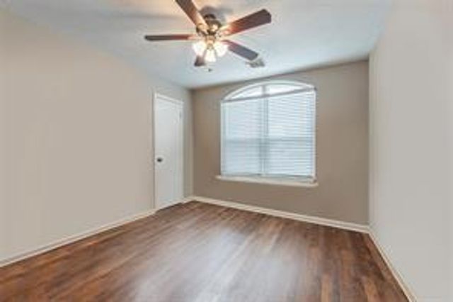 1835 Oak Ridge Drive, Kemah, TX 77565