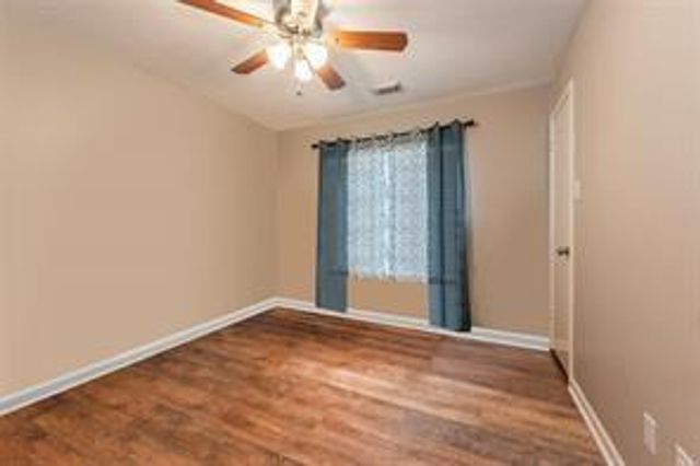 1835 Oak Ridge Drive, Kemah, TX 77565