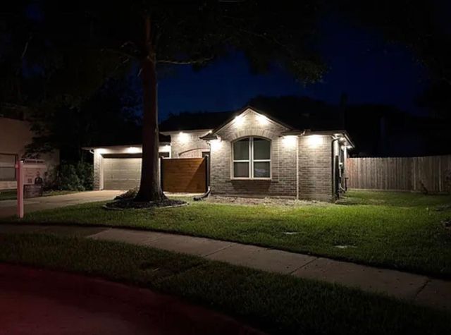 1835 Oak Ridge Drive, Kemah, TX 77565