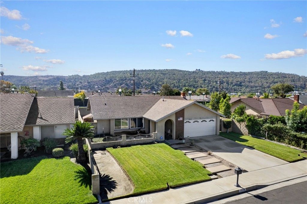 1216 Grossmont, Whittier, CA 90601 — exterior