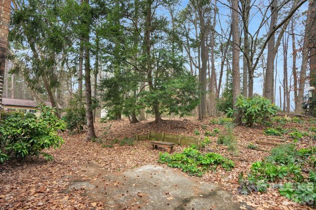 2427 Studley Place, Charlotte, NC 28212