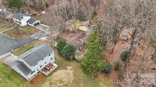 2427 Studley Place, Charlotte, NC 28212