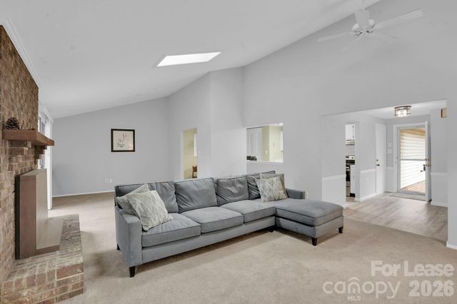 2427 Studley Place, Charlotte, NC 28212