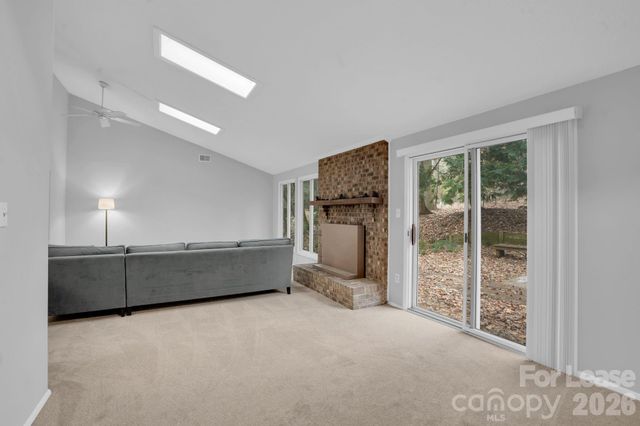 2427 Studley Place, Charlotte, NC 28212