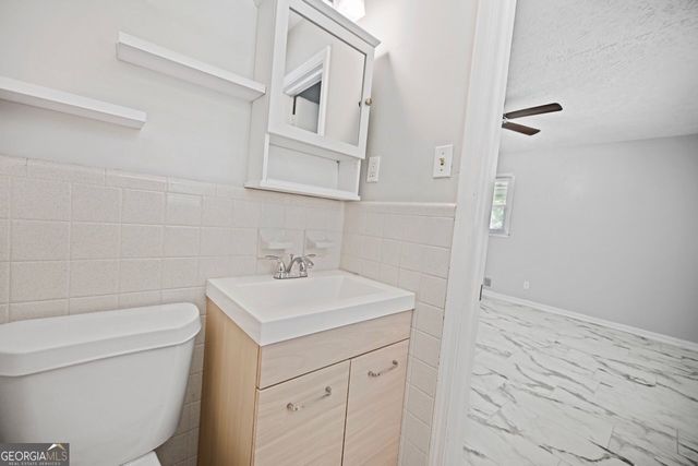 7039 Rockbridge Road, Stone Mountain, GA 30087