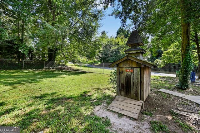 7039 Rockbridge Road, Stone Mountain, GA 30087