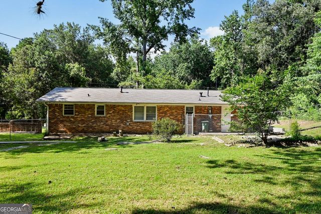 7039 Rockbridge Road, Stone Mountain, GA 30087