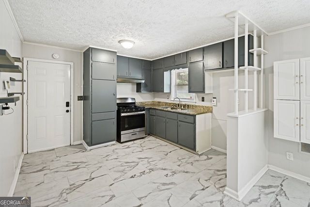 7039 Rockbridge Road, Stone Mountain, GA 30087