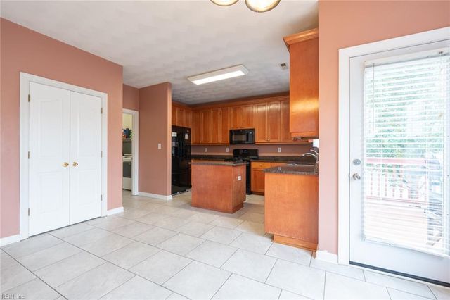 872 Lym DR, Virginia Beach, VA 23464
