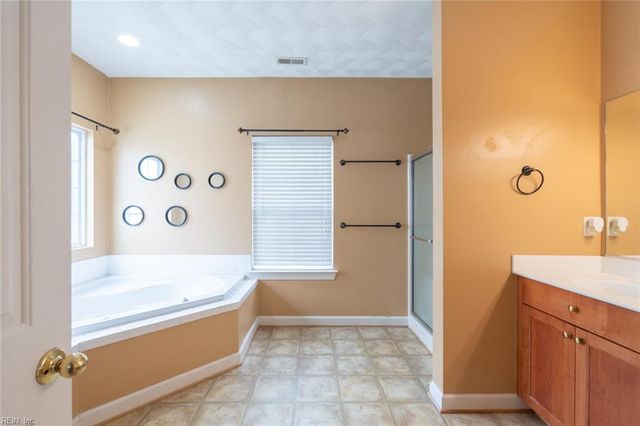 872 Lym DR, Virginia Beach, VA 23464