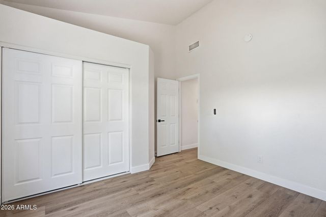 519 W COMSTOCK Drive, Gilbert, AZ 85233