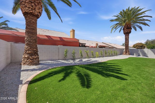 519 W COMSTOCK Drive, Gilbert, AZ 85233