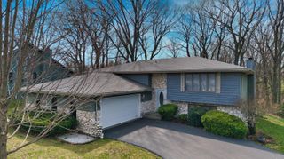 186 Wexford Road, Valparaiso, IN 46385