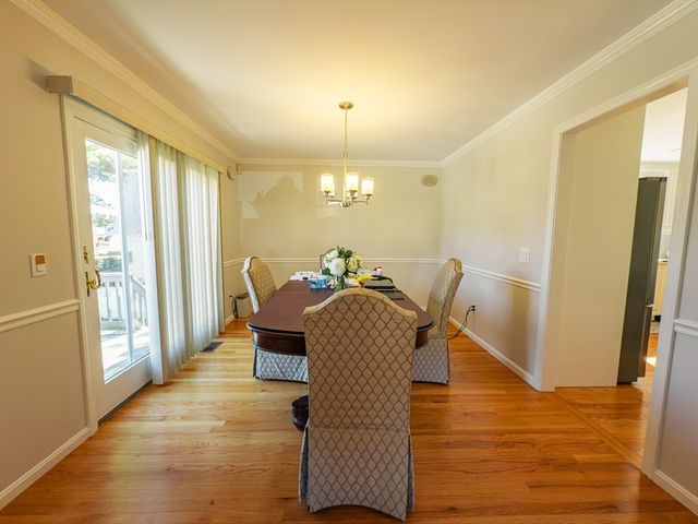 194 Linwood Ave 194, Newton, MA 02460