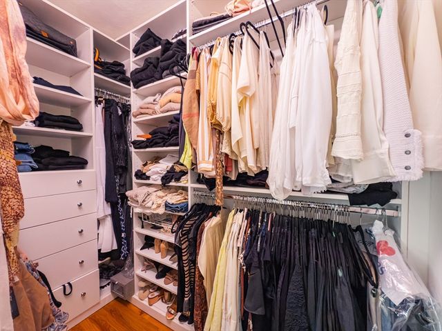 194 Linwood Ave 194, Newton, MA 02460