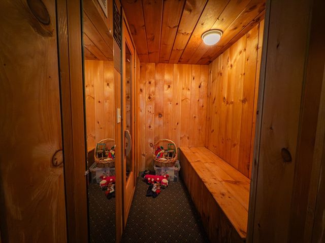 194 Linwood Ave 194, Newton, MA 02460