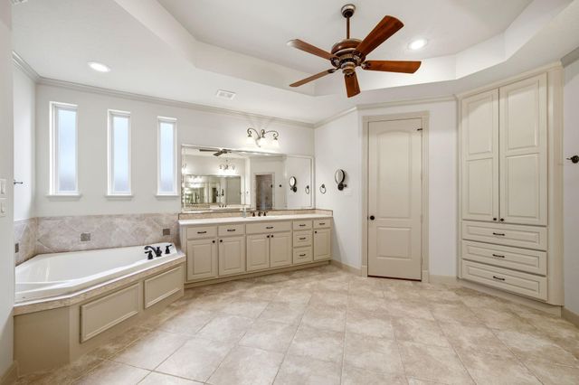 7818 Sunset Falls Court, Spring, TX 77379