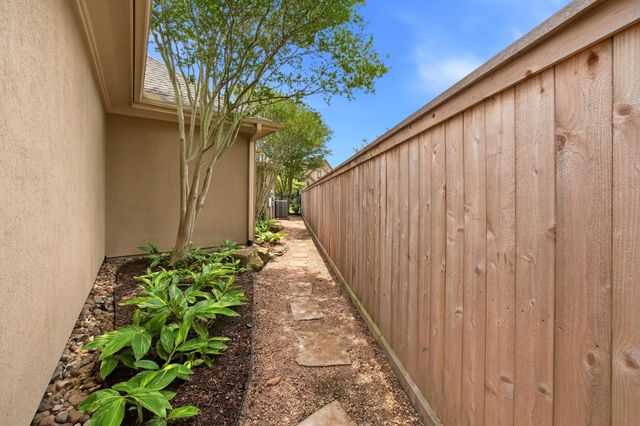 7818 Sunset Falls Court, Spring, TX 77379