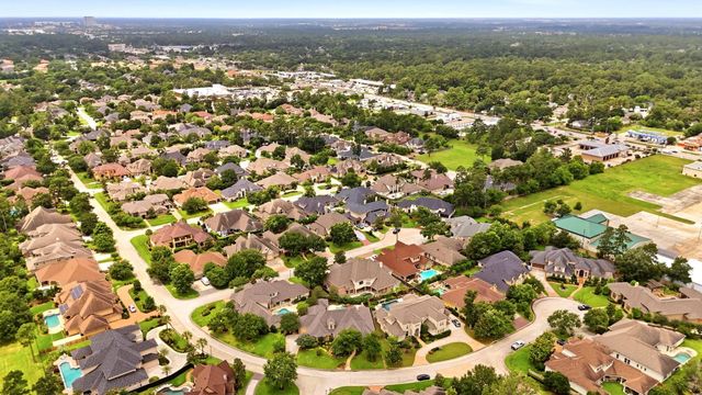 7818 Sunset Falls Court, Spring, TX 77379