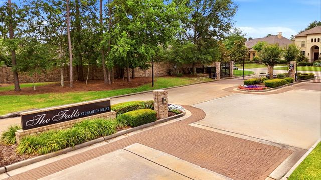 7818 Sunset Falls Court, Spring, TX 77379