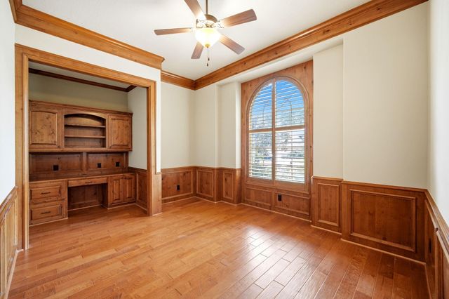 7818 Sunset Falls Court, Spring, TX 77379