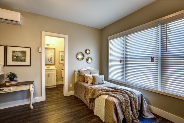 615 N Marsalis Avenue 9, Dallas, TX 75203