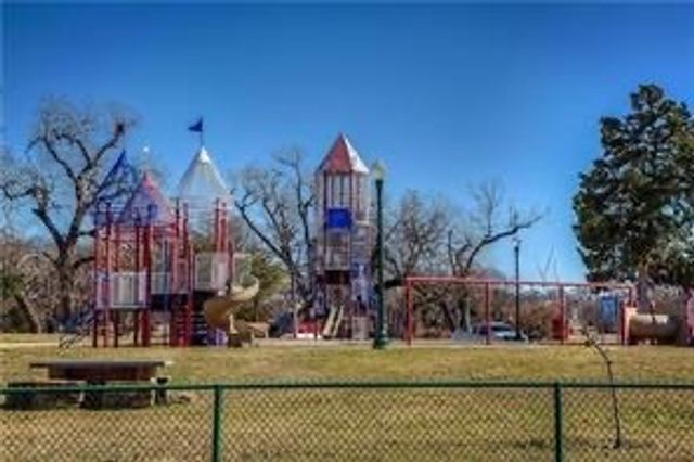 615 N Marsalis Avenue 9, Dallas, TX 75203