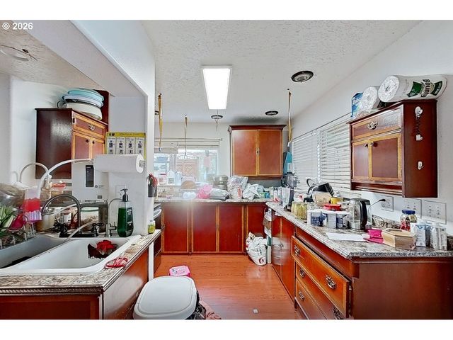 13548 Se FOSTER Rd, Portland, OR 97236