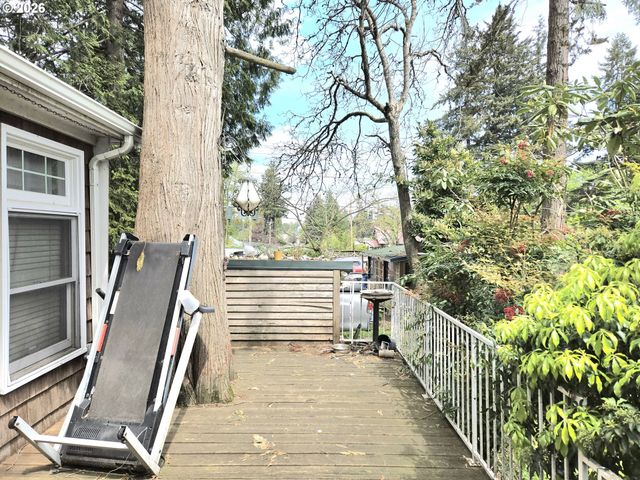 13548 Se FOSTER Rd, Portland, OR 97236