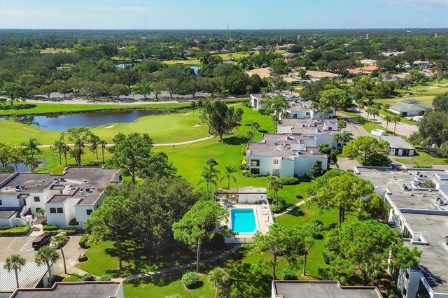 5058 MARSH FIELD ROAD 8, Sarasota, FL 34235