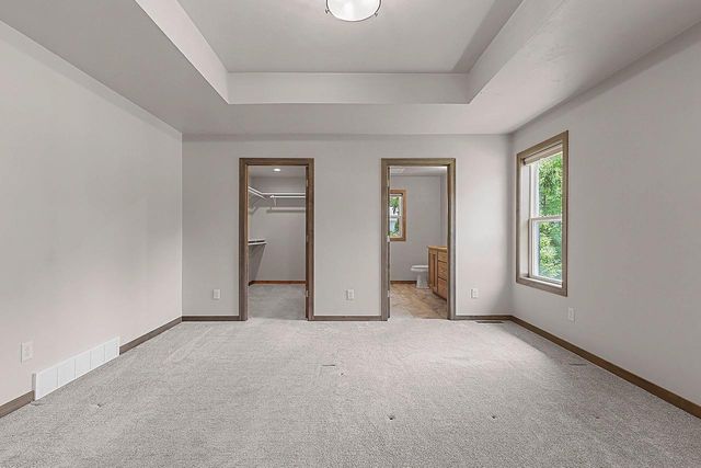 2731 CRESTWOOD SPRINGS COURT, Green Bay, WI 54304