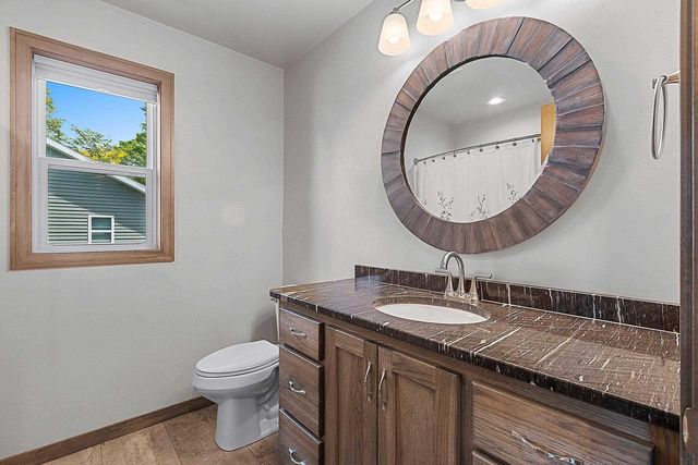 2731 CRESTWOOD SPRINGS COURT, Green Bay, WI 54304