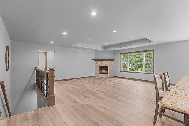 2731 CRESTWOOD SPRINGS COURT, Green Bay, WI 54304
