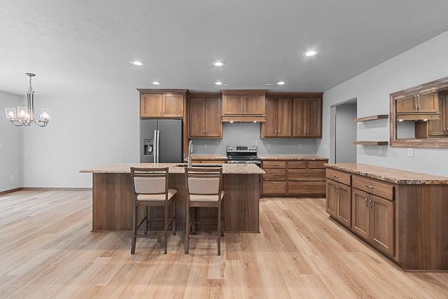 2731 CRESTWOOD SPRINGS COURT, Green Bay, WI 54304