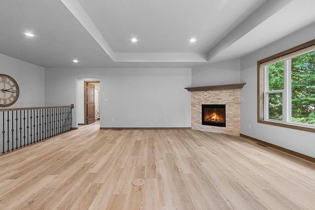 2731 CRESTWOOD SPRINGS COURT, Green Bay, WI 54304