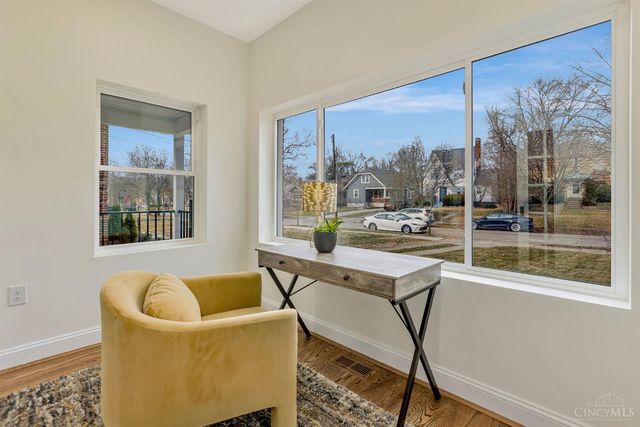 25 Euclid Avenue, Wyoming, OH 45215