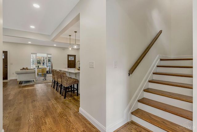 25 Euclid Avenue, Wyoming, OH 45215