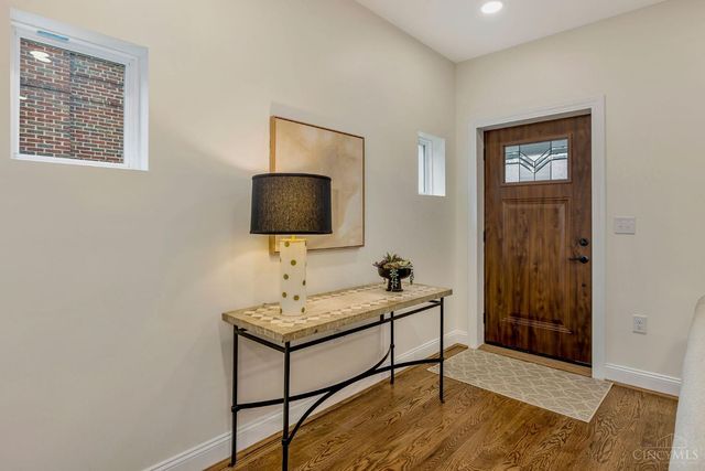 25 Euclid Avenue, Wyoming, OH 45215