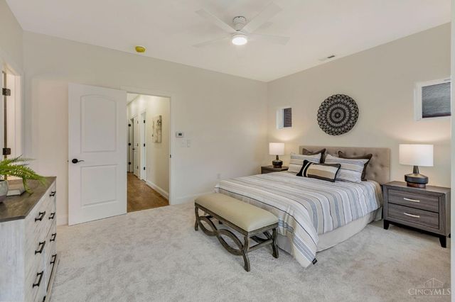 25 Euclid Avenue, Wyoming, OH 45215