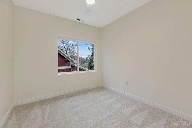 25 Euclid Avenue, Wyoming, OH 45215